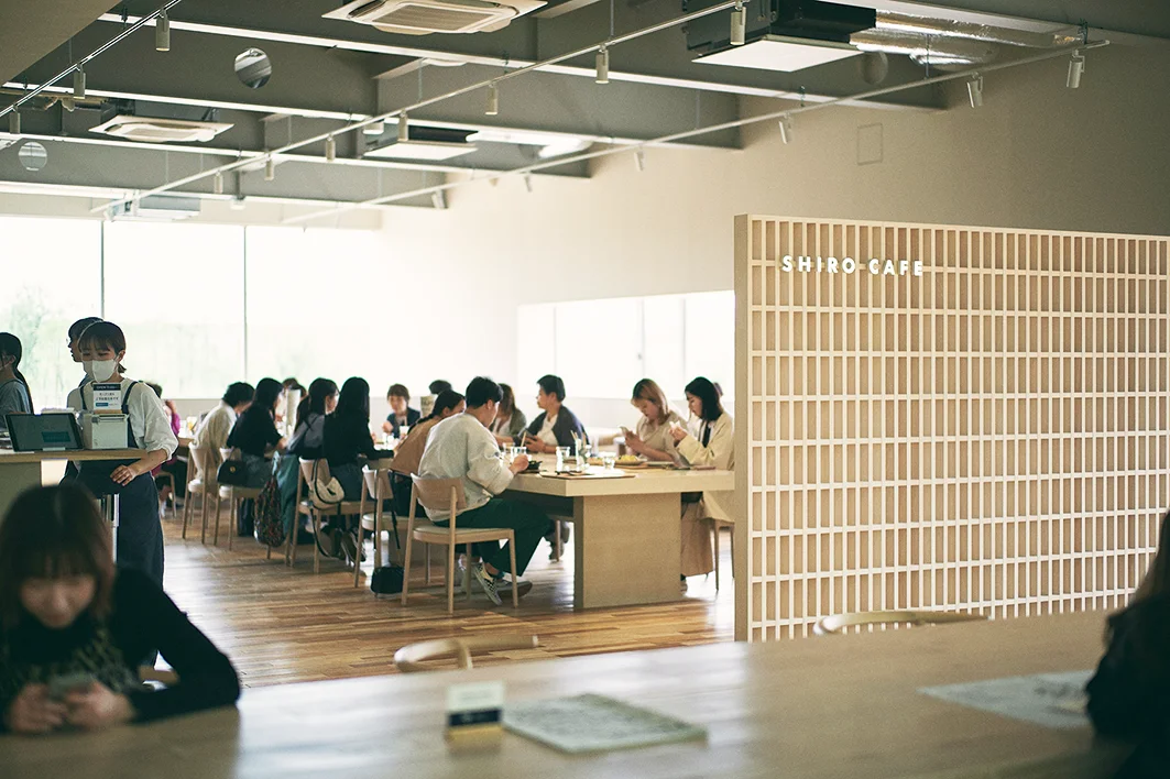 SHIRO CAFE 砂川本店